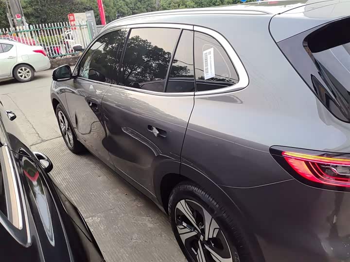 Фото 5 - Geely Galaxy E5