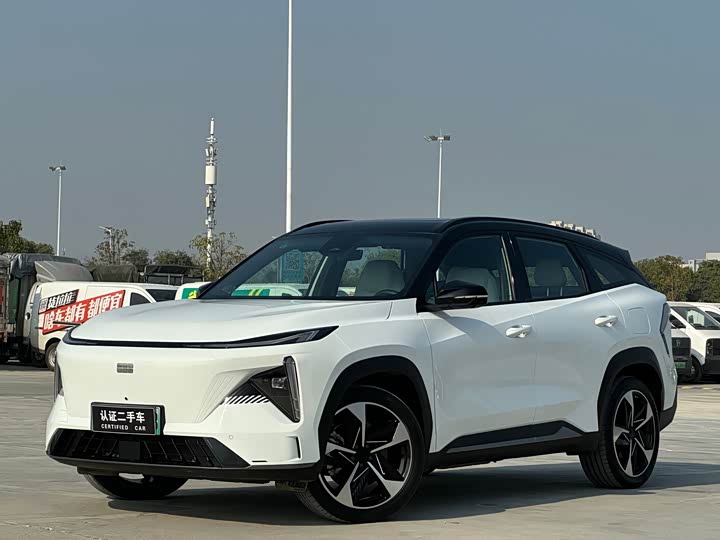 Фото 1 - Geely Galaxy L7