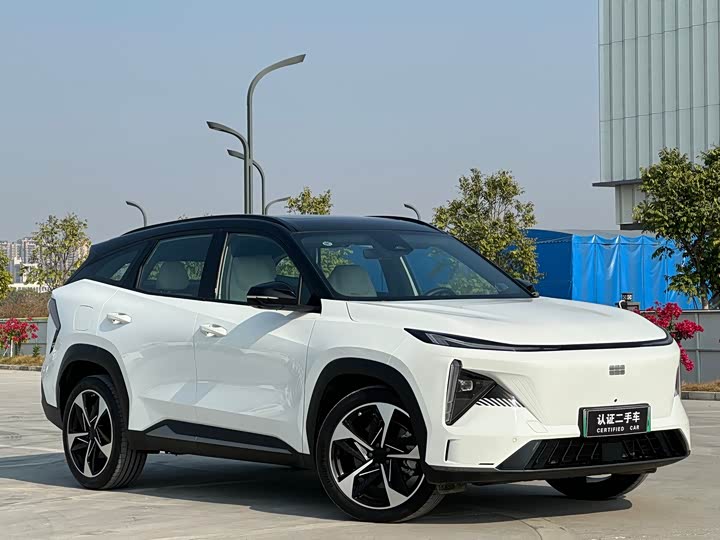 Фото 3 - Geely Galaxy L7