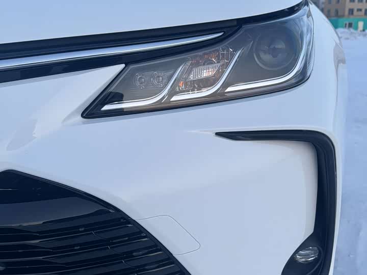 Фото 8 - Toyota Corolla