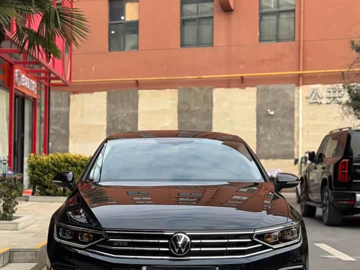 Фото 2 - Volkswagen Magotan GTE Hybrid