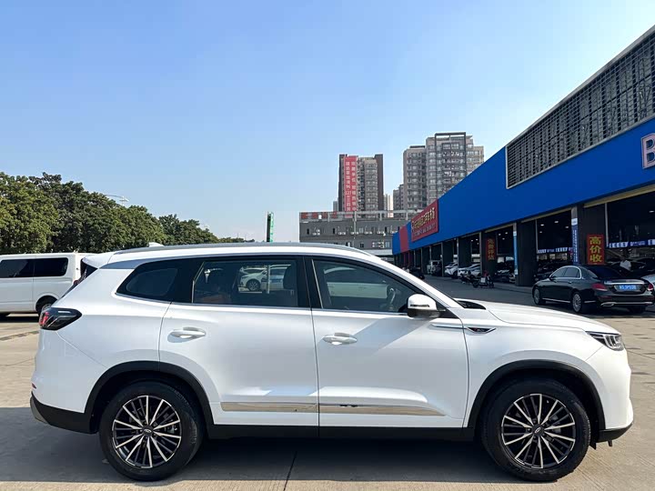 Фото 8 - Chery Tiggo 8 Plus