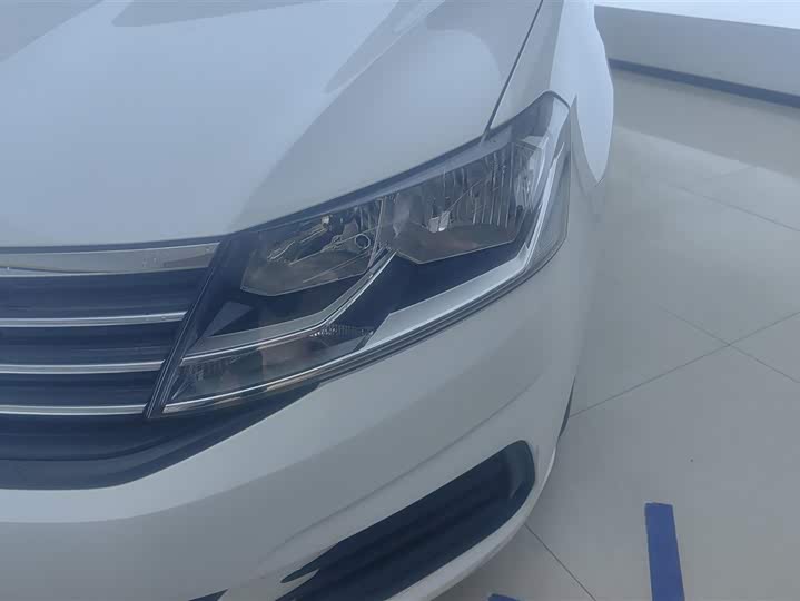 Фото 5 - Volkswagen Lavida