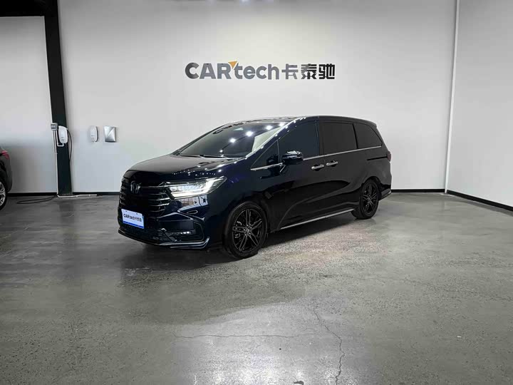 Фото 1 - Honda Odyssey