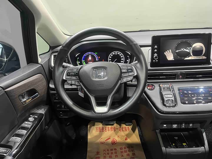 Фото 9 - Honda Odyssey