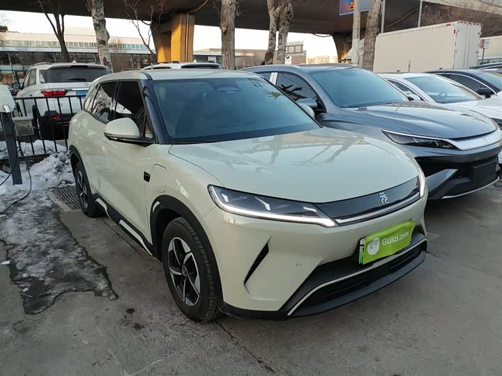 Фото 4 - BYD Yuan Up