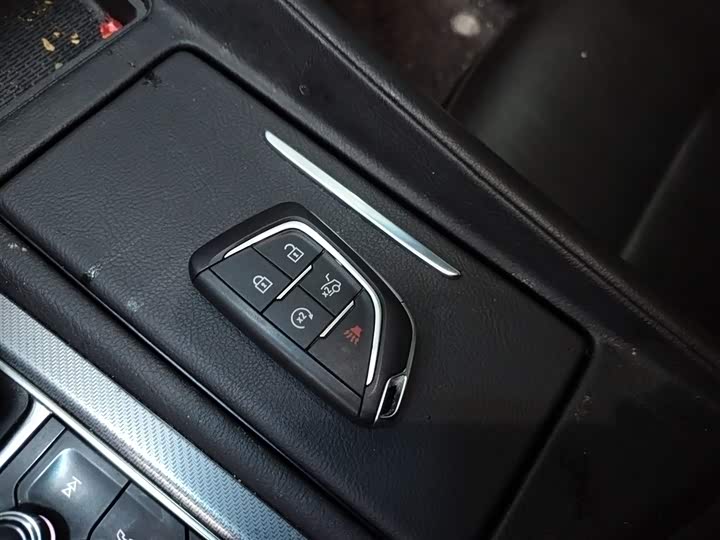 Фото 9 - Cadillac CT5