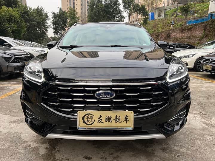 Фото 2 - Ford Escape