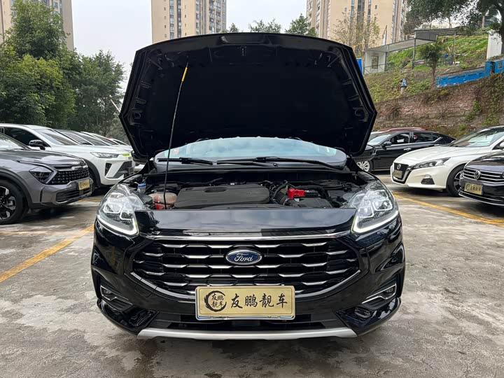 Фото 4 - Ford Escape