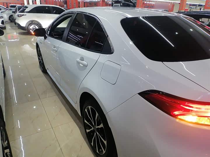 Фото 5 - Toyota Levin