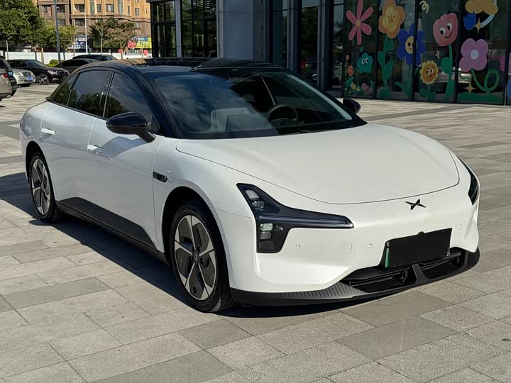 Фото 3 - XPeng Mona M03