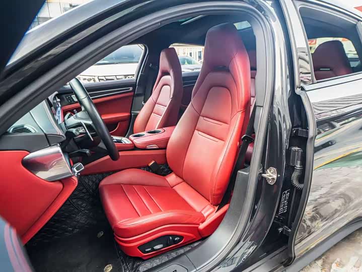 Фото 6 - Porsche Panamera