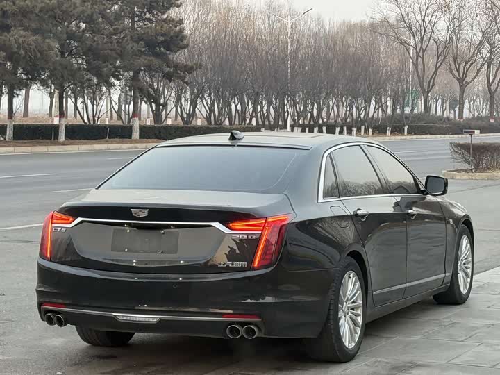 Фото 2 - Cadillac CT6