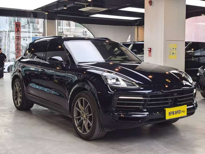 Фото 2 - Porsche Cayenne