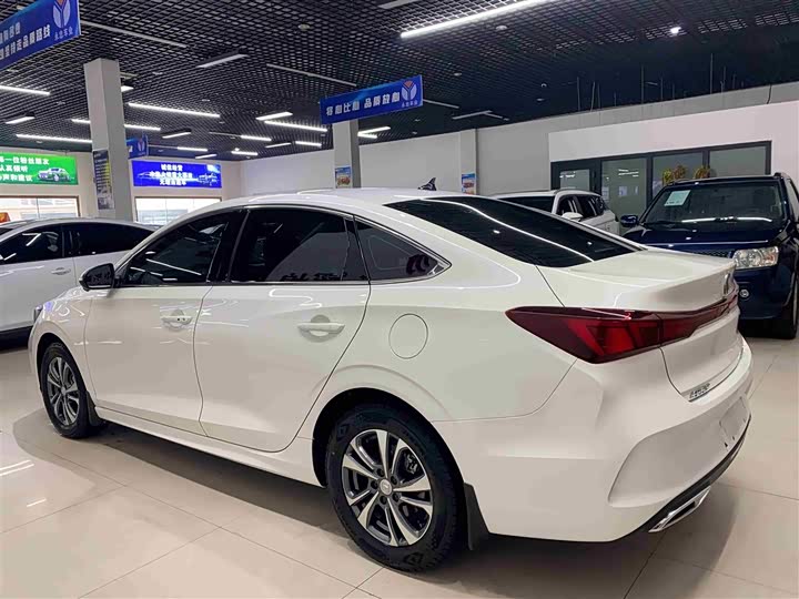 Фото 3 - Changan Eado Plus