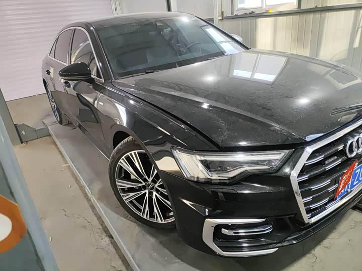 Фото 2 - Audi A6L