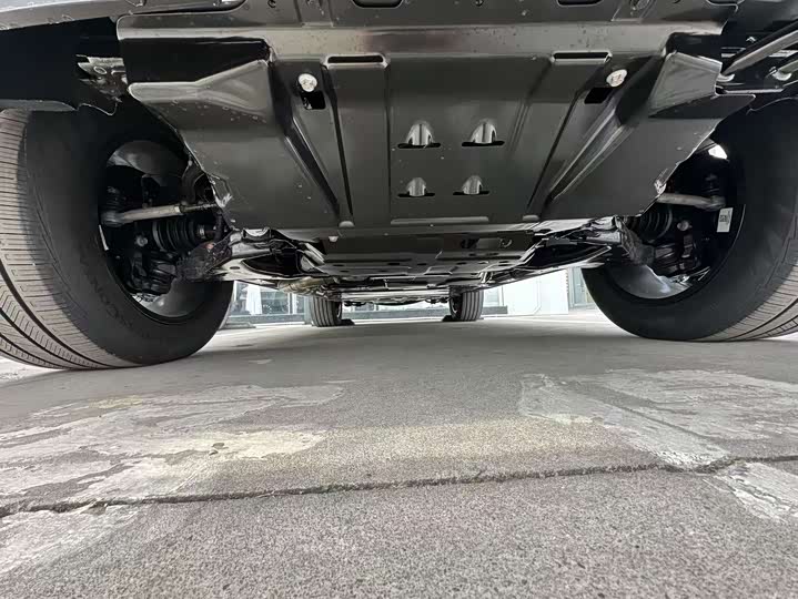 Фото 8 - Tank 500 Hybrid