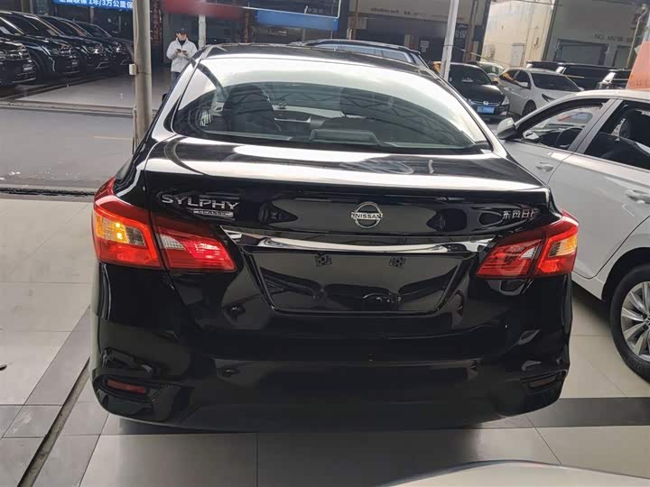 Фото 6 - Nissan Sylphy