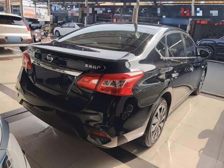 Фото 7 - Nissan Sylphy