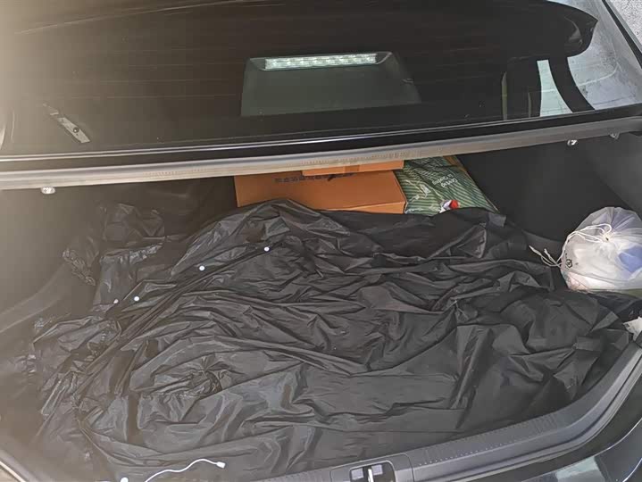 Фото 4 - Toyota Camry