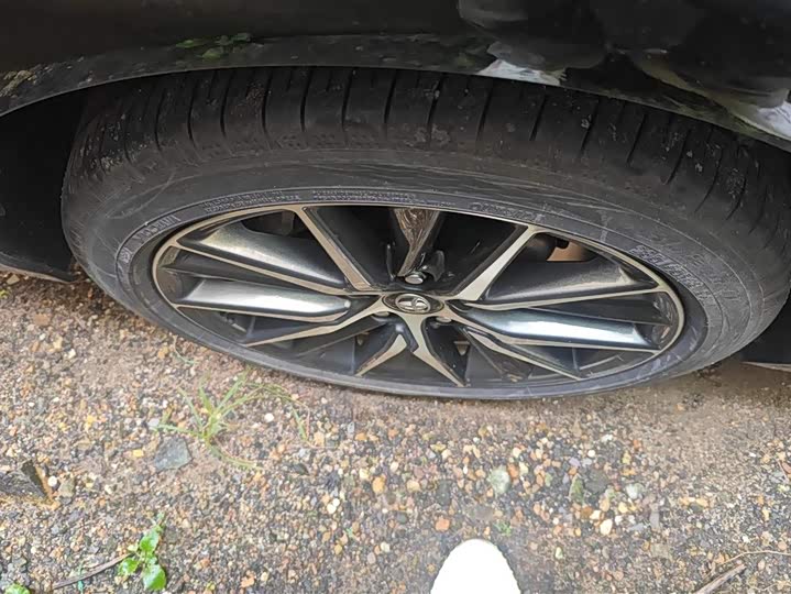 Фото 6 - Toyota Camry