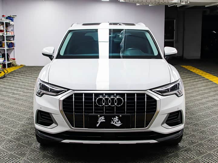 Фото 2 - Audi Q3