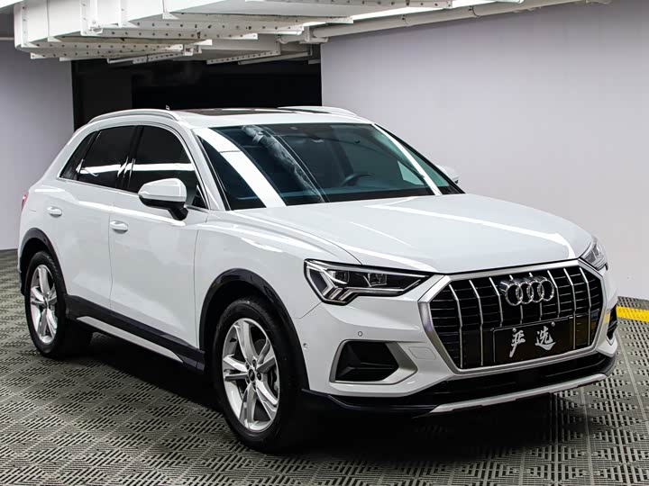 Фото 3 - Audi Q3