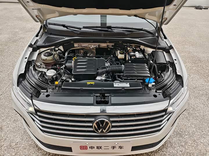 Фото 6 - Volkswagen Lavida