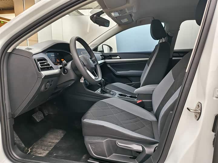 Фото 8 - Volkswagen Lavida