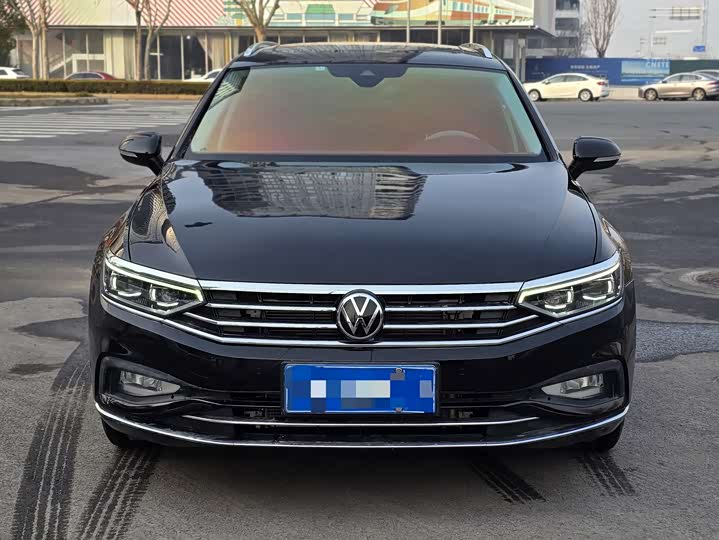 Фото 2 - Volkswagen Passat Variant