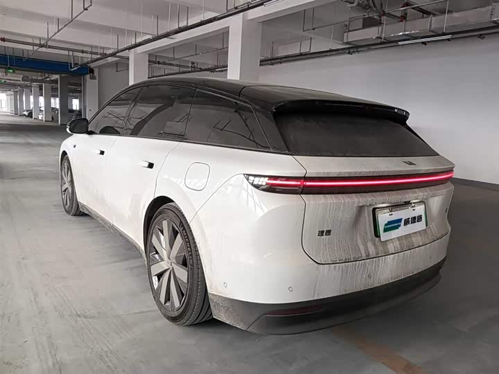 Фото 4 - LiXiang i6