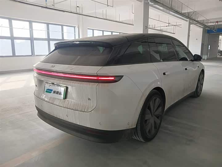 Фото 6 - LiXiang i6