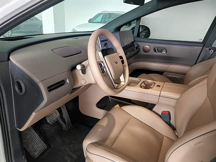 Фото 7 - LiXiang i6