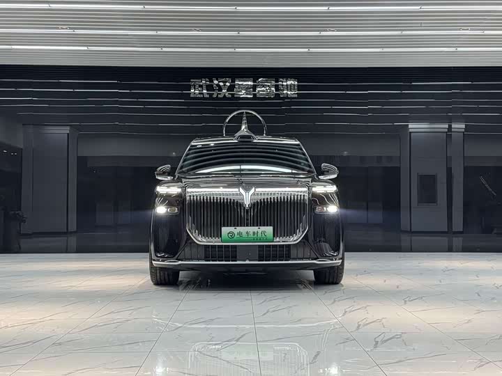 Фото 2 - Voyah Taishan