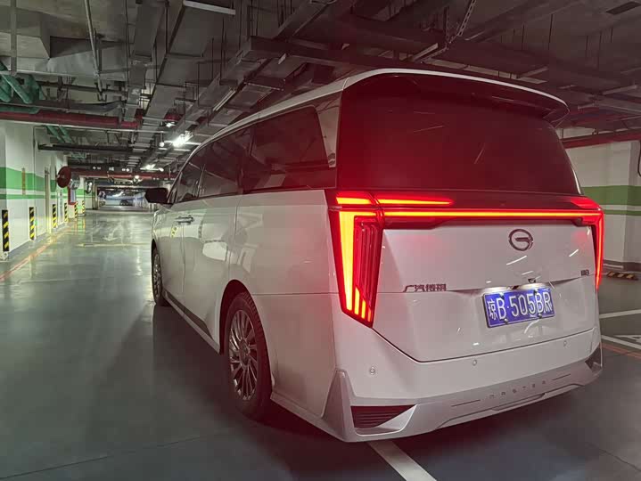 Фото 9 - GAC Trumpchi M8