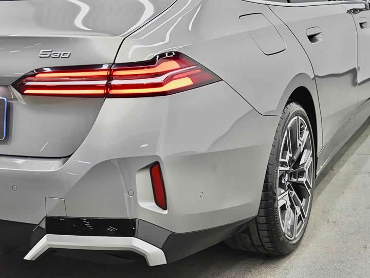 Фото 4 - BMW 5 Series