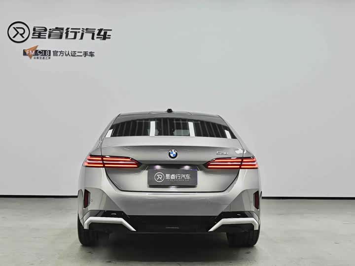 Фото 7 - BMW 5 Series