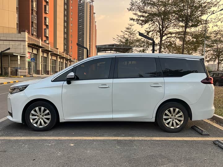 Фото 7 - GAC Trumpchi M6