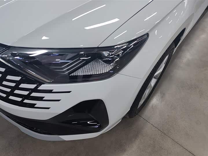 Фото 5 - Jetta VS7