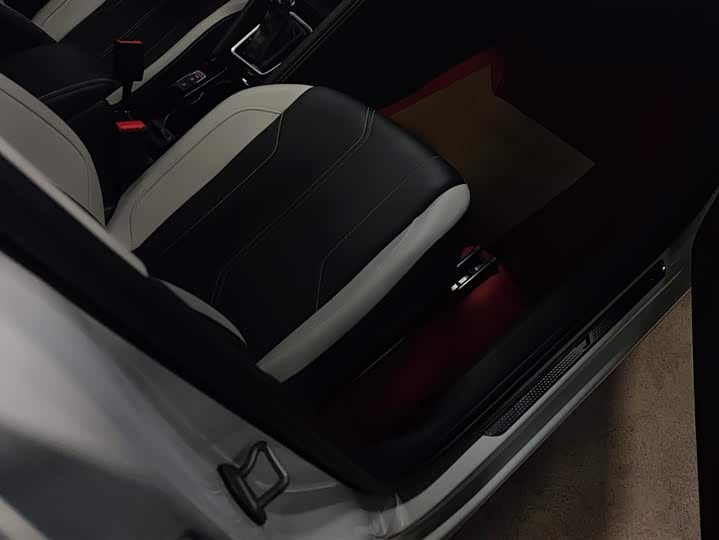 Фото 8 - Jetta VS7