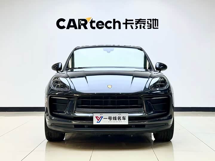 Фото 1 - Porsche Macan