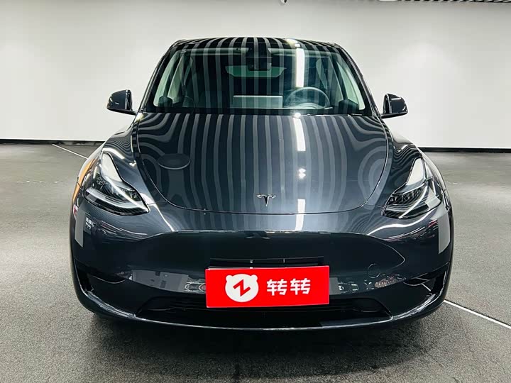 Фото 2 - Tesla Model Y