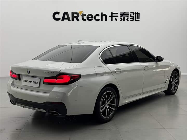 Фото 2 - BMW 5 Series