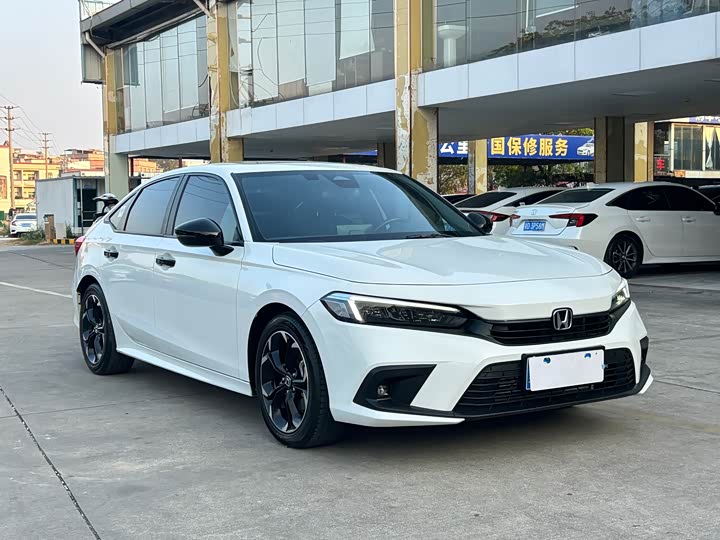 Фото 3 - Honda Civic