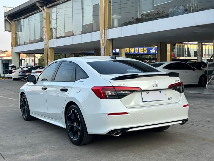 Фото 6 - Honda Civic