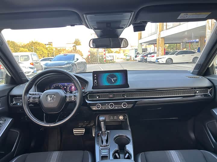 Фото 9 - Honda Civic