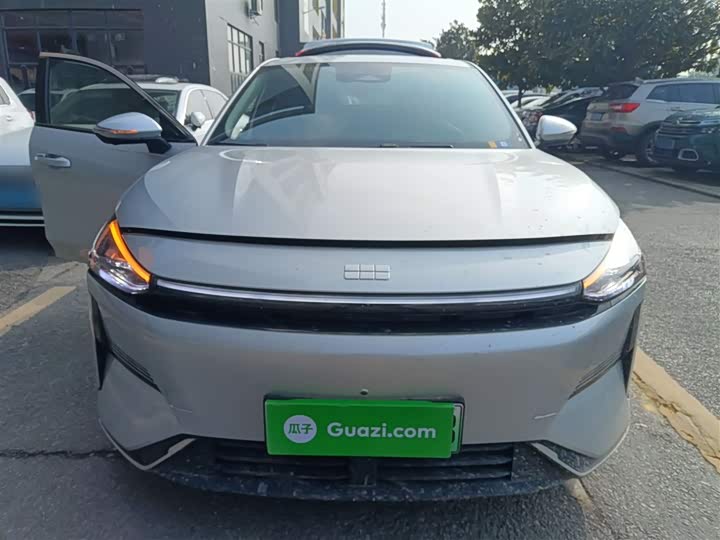 Фото 3 - Geely Galaxy L6