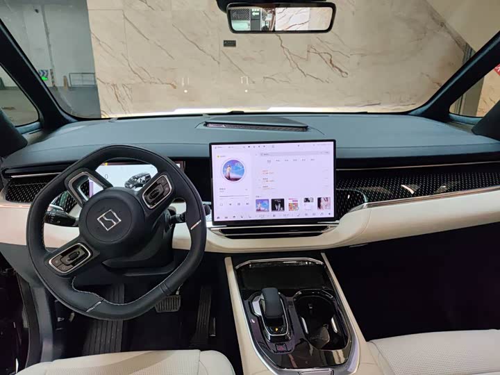 Фото 3 - Zeekr 009