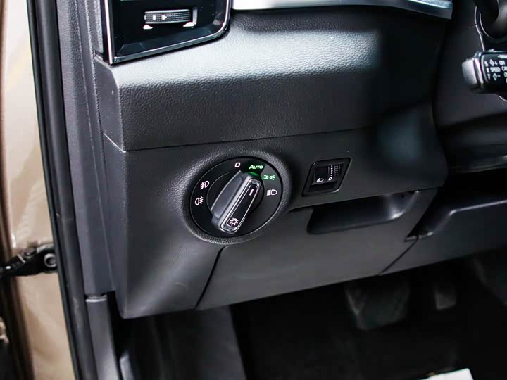 Фото 7 - Skoda Karoq