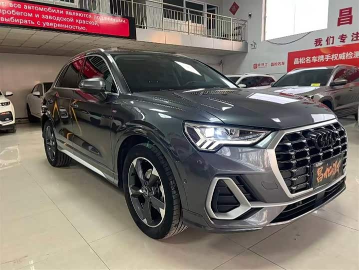 Фото 6 - Audi Q3